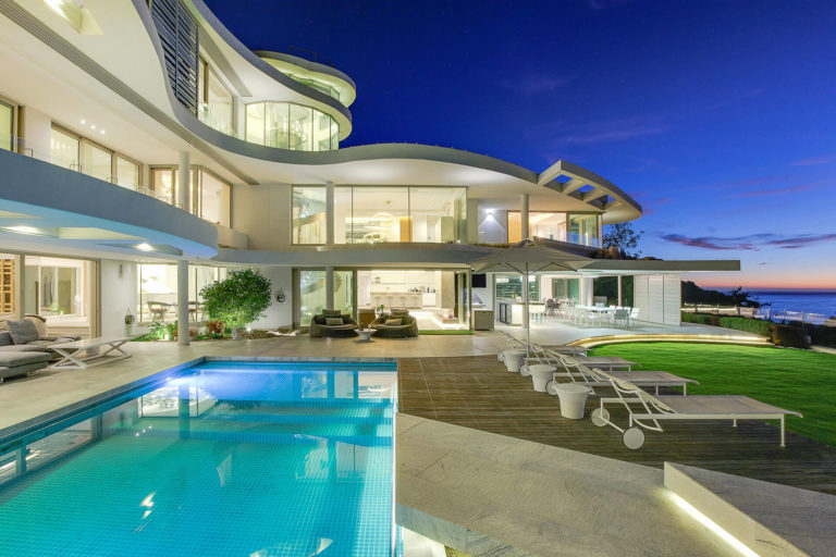 5-Bedroom-House,-Fresnaye_12